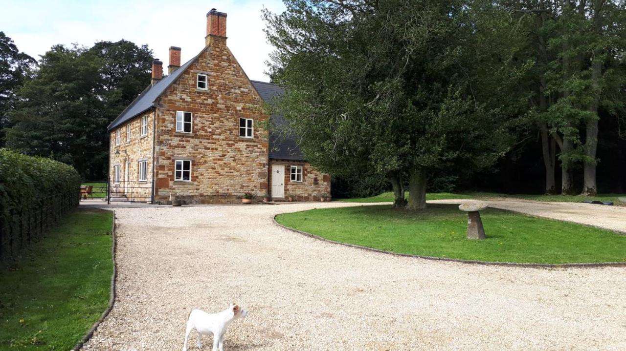 Cockley Hill Farm Bed & Breakfast Brackley  Exterior photo